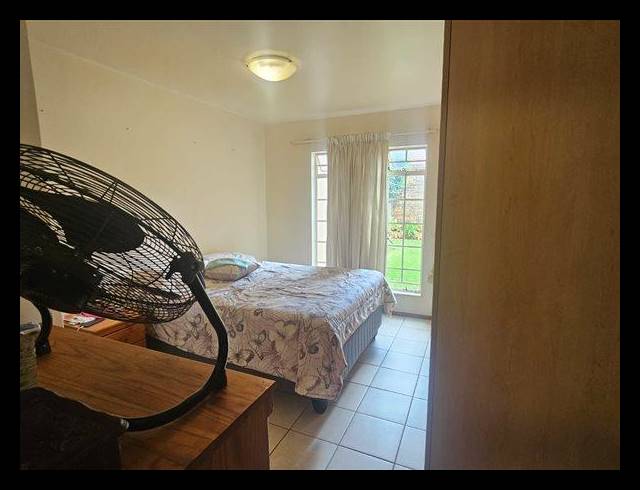 2 BEDROOM TOWNHOUSE FOR SALE IN BRENTWOOD PARK